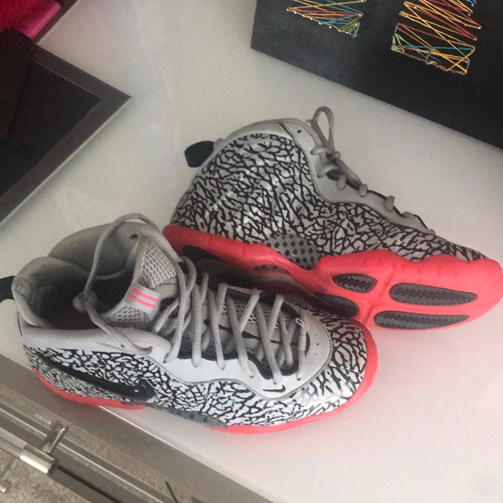 Nike Air Breast cancer Foamposites 💕